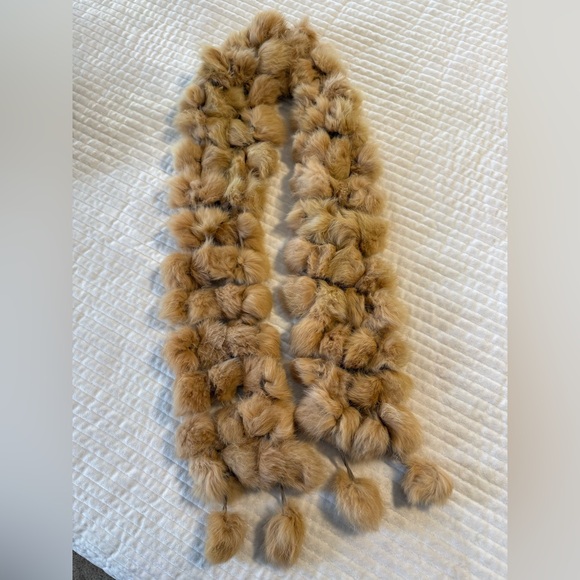 Women’s Tan Rabbit Fur Scarf - Picture 2 of 5